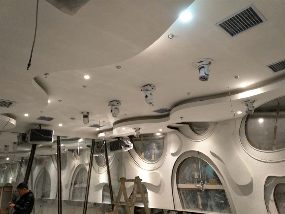 甘肃酒泉MUSE嘉年华酒吧装修