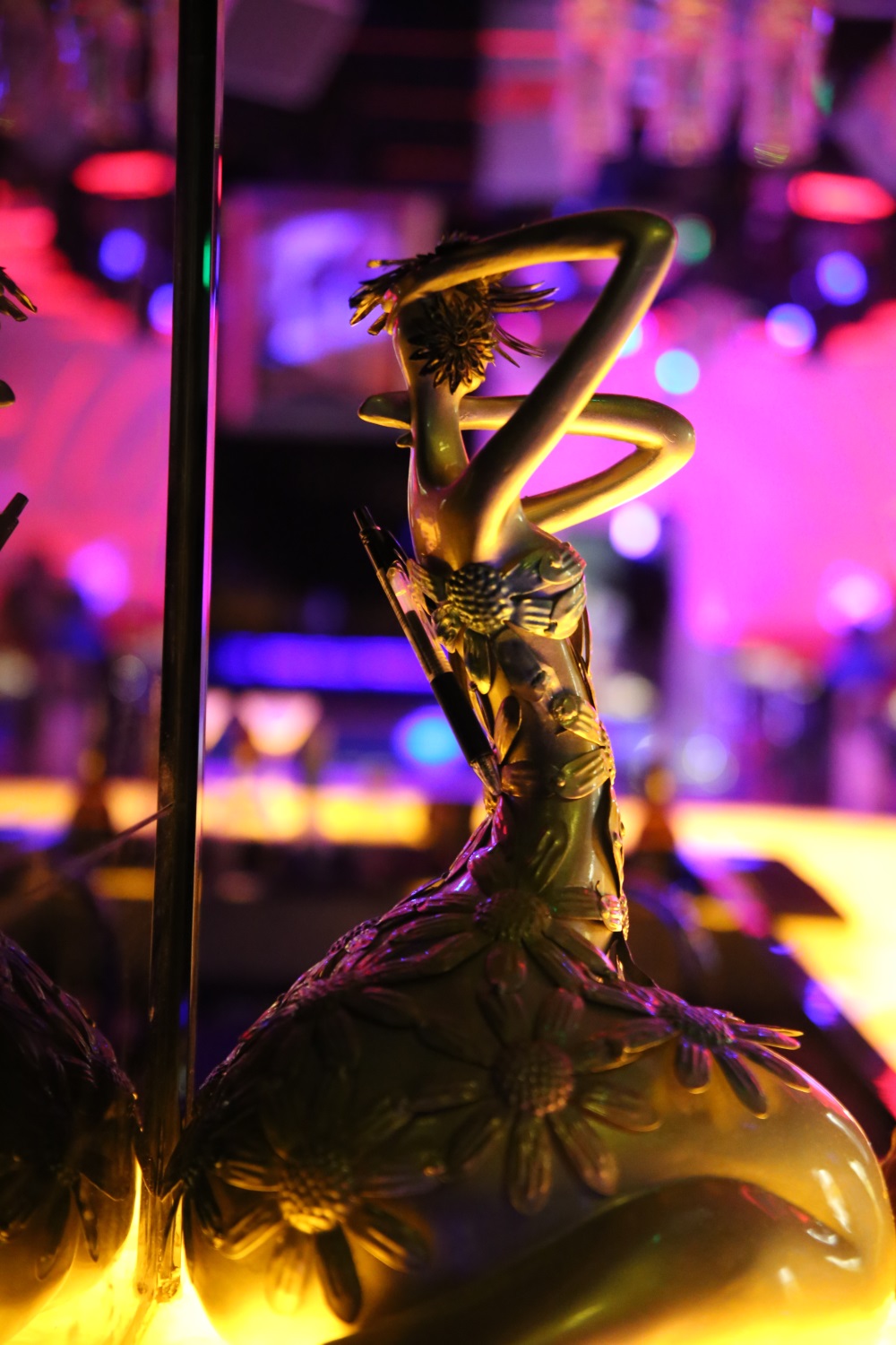 MIKONG BAR 迷空酒吧装修