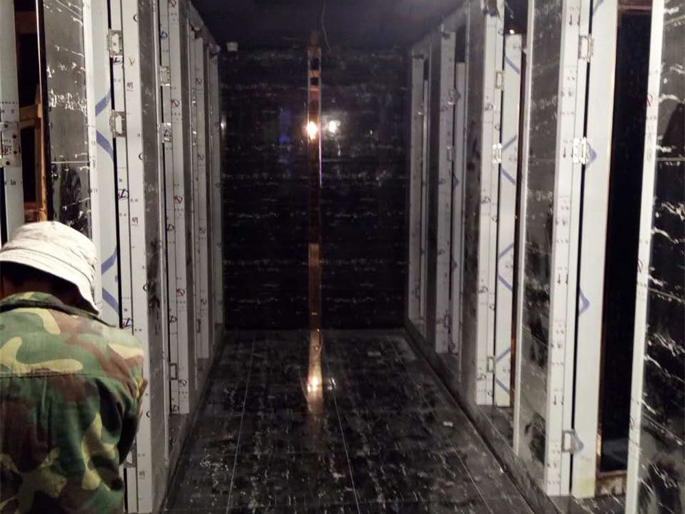 四川酒吧施工现场