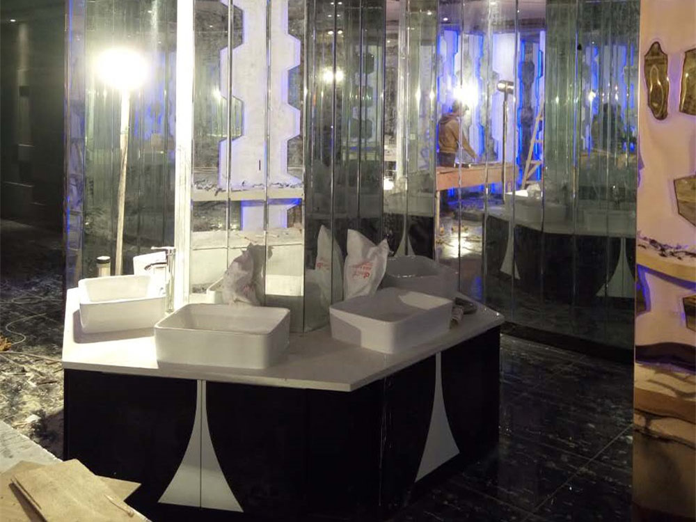 四川酒吧施工现场