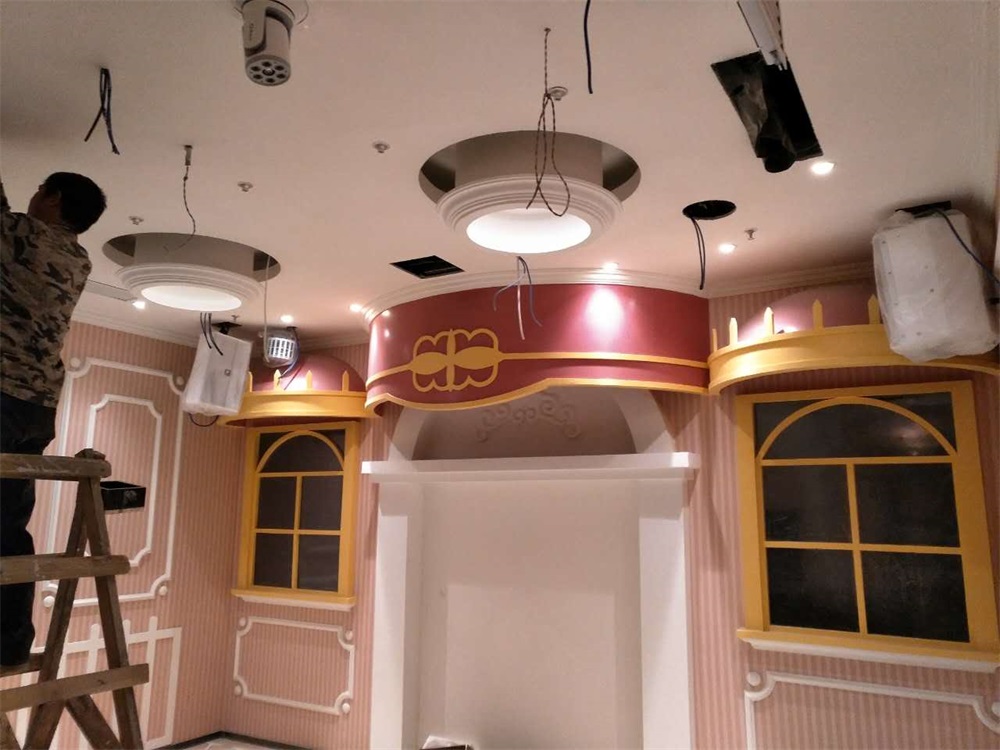 甘肃酒泉MUSE嘉年华酒吧装修