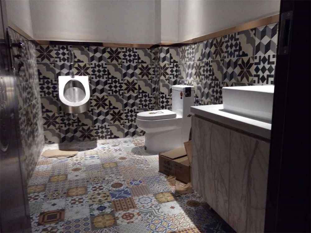 四川酒吧施工现场